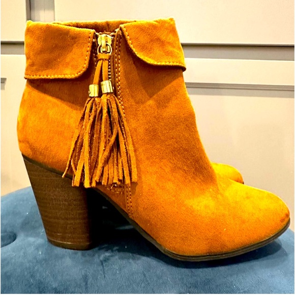 NWOT LC brown ankle boots - Picture 1 of 8